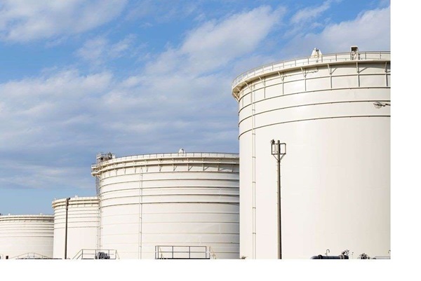 oil-tank-with-blue-sky-2023-11-27-05-26-30-utc (2) (1).jpg oil-tank-with-blue-sky-2023-11-27-05-26-30-utc (2) (1).jpg